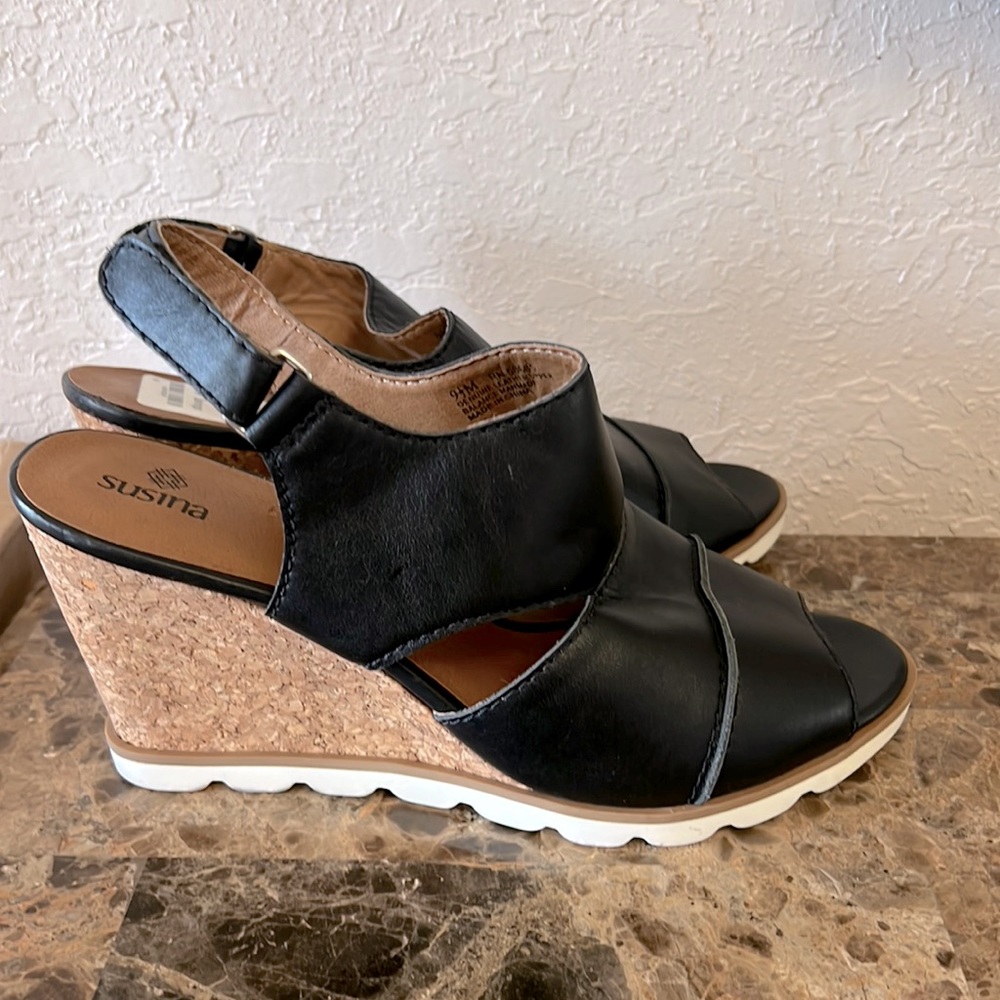 NWT cute Susma  Shoes
